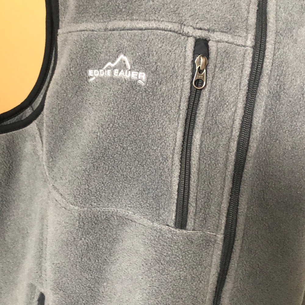 Eddie Bauer Vest - Picture 2 of 8